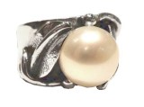 mj pearl ring 168 sz 8